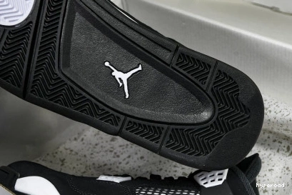Hyperoad RETRO 'WHITE AIR 4 JORDAN THUNDER' 0827